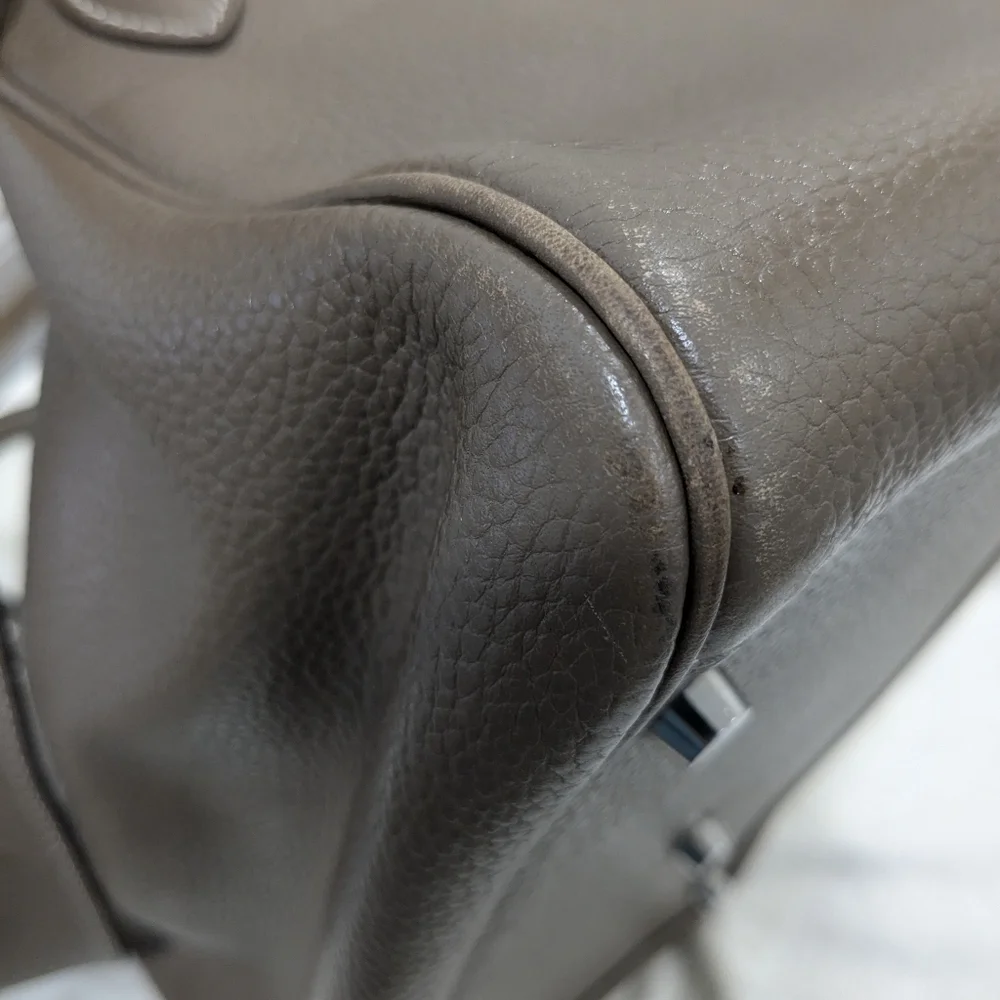 Elegant Brown Satchel Bag - Picture 3 of 16